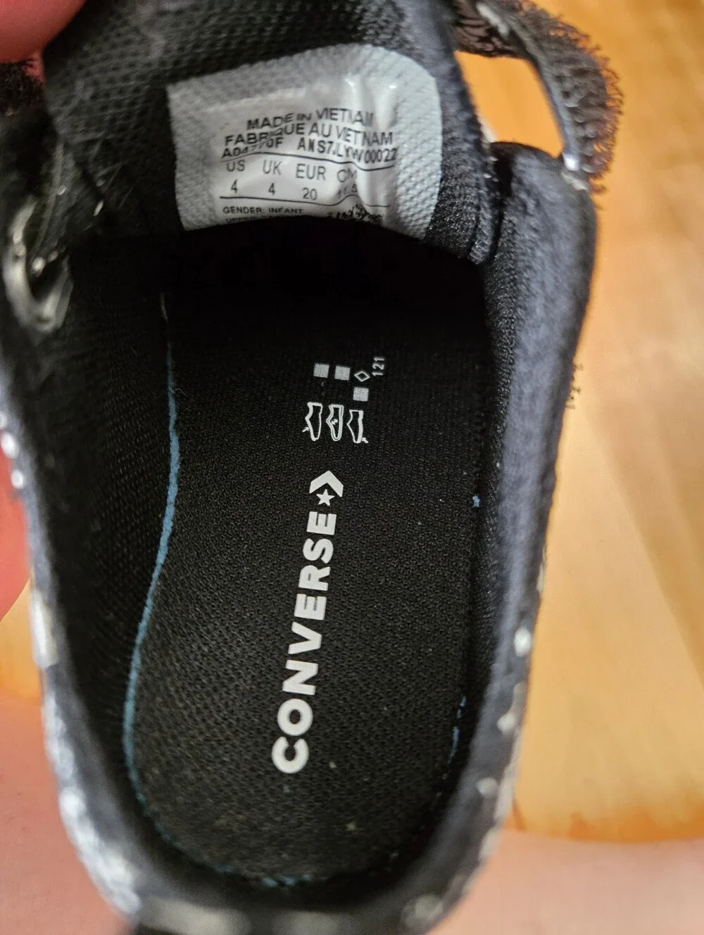 NWT- Size 4-Converse Kids Black & White Dinosaur Print Velcro Low Top Sneakers